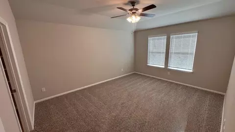 557 Arroyo Dr, Cleburne, TX 76033 photo 6