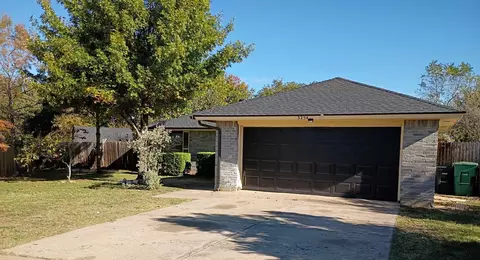 3254 Amber Ct, Fort Worth, TX 76133