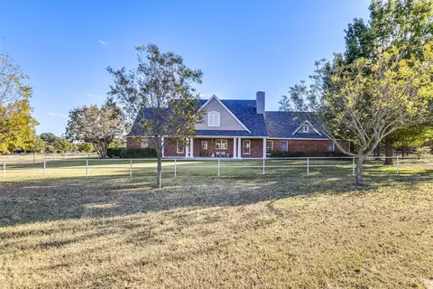 350 Turner Warnell Rd, Mansfield, TX 76063