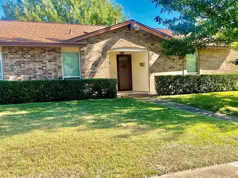 2814 Abston Dr, Mesquite, TX 75150