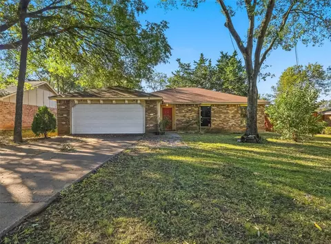 426 Roundtop Blvd, Duncanville, TX 75116