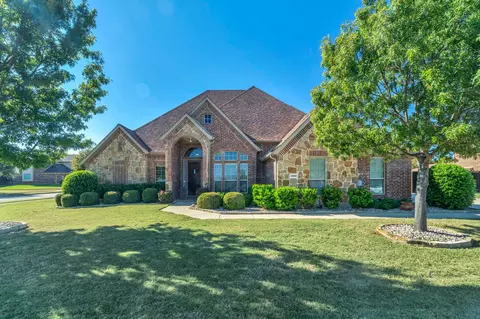 1809 Monaco Dr, Corinth, TX 76210