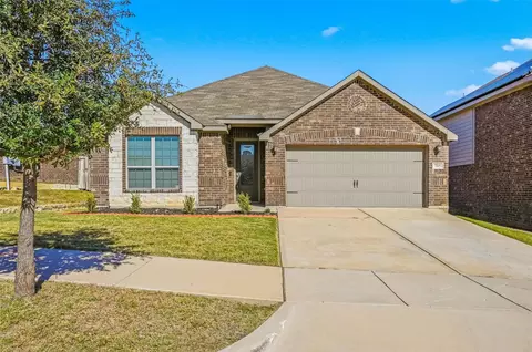 705 Juneberry Dr, Denton, TX 76207