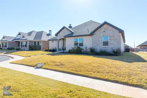6717 Hillside Ct, Abilene, TX 79606