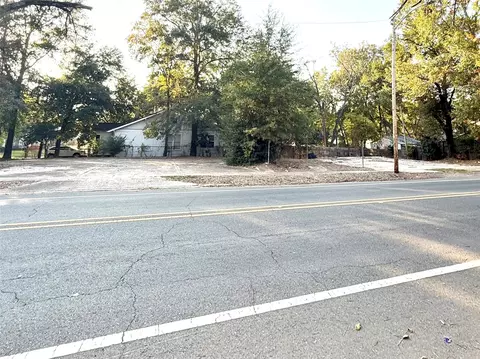 2916 Gilbert Dr, Shreveport, LA 71104