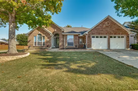 15 Richmond Ct, Mansfield, TX 76063