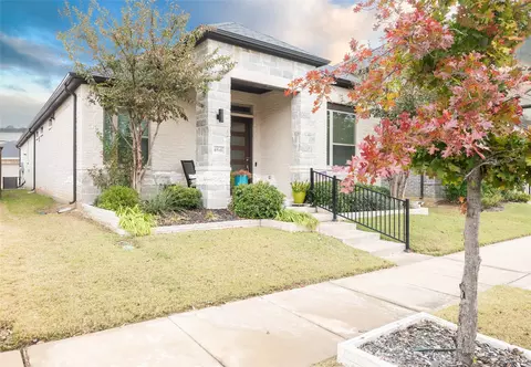4841 Miles Way, Fairview, TX 75069