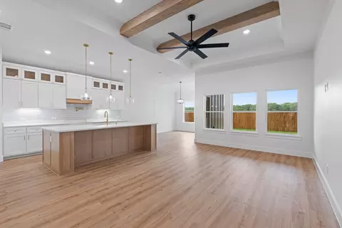 Living - 1876 Meadowview, Canton, TX 75103 photo 1 of 2