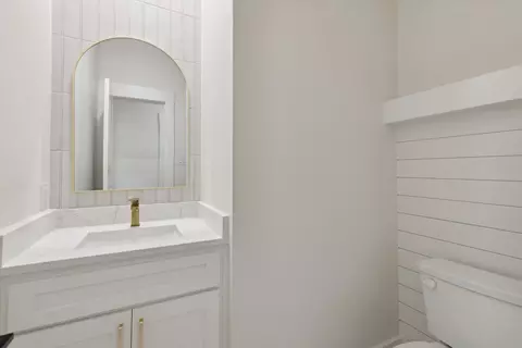 Bath - 1876 Meadowview, Canton, TX 75103 photo 3 of 4