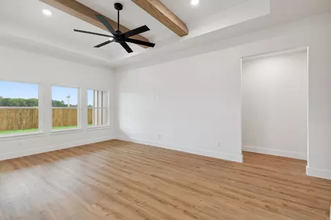 Living - 1876 Meadowview, Canton, TX 75103 photo 2 of 2
