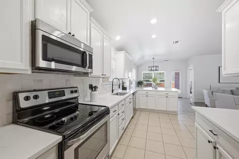 2314 Luscombe Ln, Anna, TX 75409