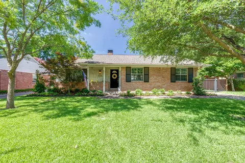 7328 Rockhurst Dr, Dallas, TX 75214