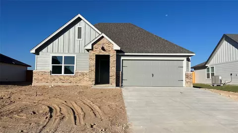 3001 Taddy Rd, Lorena, TX 76655