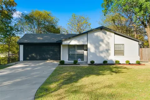 6832 Carioca Cir, Dallas, TX 75241