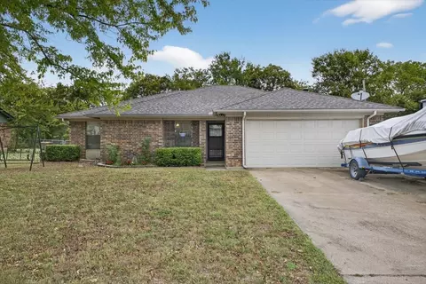 405 Nita Ct, Crowley, TX 76036