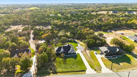 300 Constitution Ct, Weatherford, TX 76088