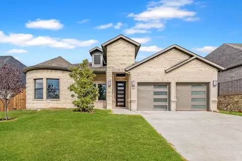6425 St George Ct, North Richland Hills, TX 76180