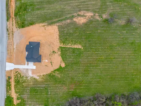 117 Clare Rd, Poolville, TX 76487