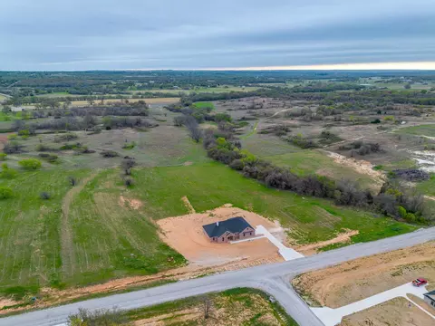 117 Clare Rd, Poolville, TX 76487