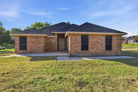 8875 Fm 2450, Sanger, TX 76266