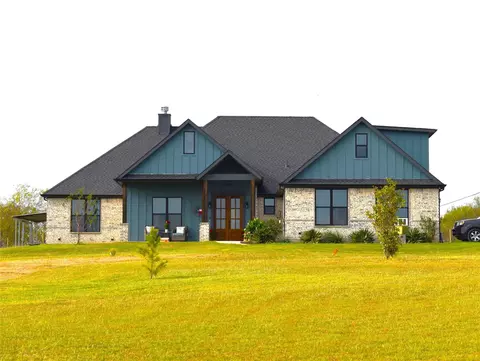 9024 County Road 420, Grandview, TX 76050