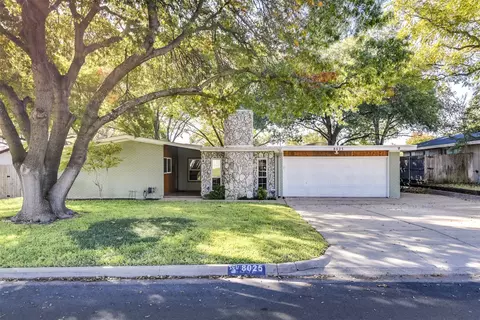 8025 Redwood Dr, Benbrook, TX 76116