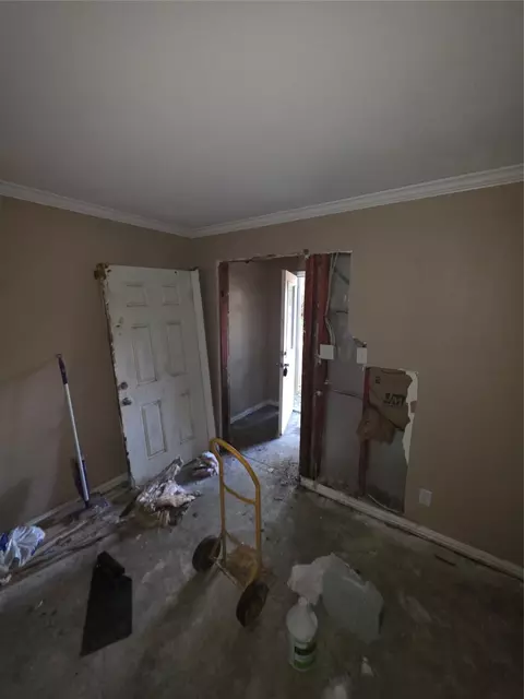 Entry Way - 55 Birch St, Trinity, TX 75862 photo 6 of 7