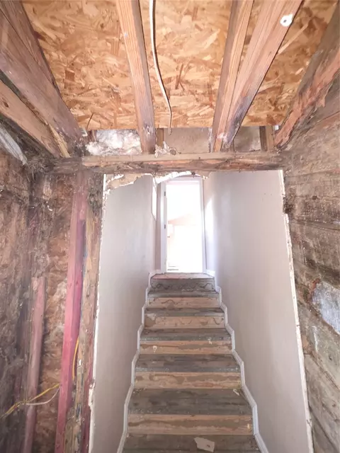 Entry Way - 55 Birch St, Trinity, TX 75862 photo 4 of 7