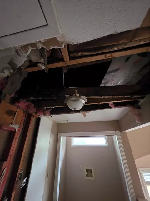 Entry Way - 55 Birch St, Trinity, TX 75862 photo 2 of 7