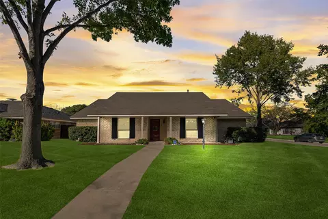 1923 Baylor Dr, Richardson, TX 75081