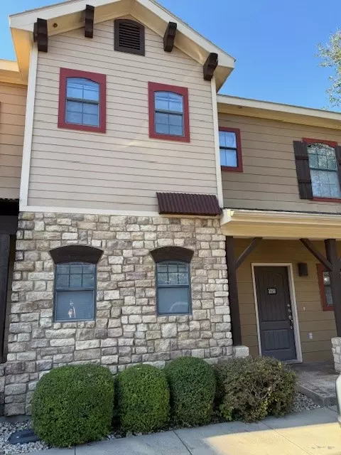 2410 S 2nd St #1058, Waco, TX 76706