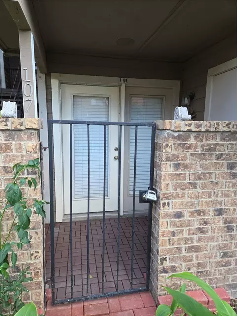 9835 Walnut St #107, Dallas, TX 75243