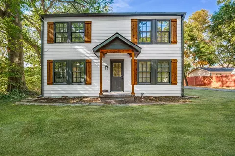 109 S Central Ave, Waxahachie, TX 75165