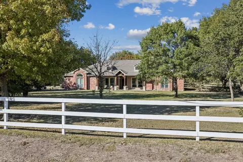 3919 Ranch Estates Dr, Plano, TX 75074