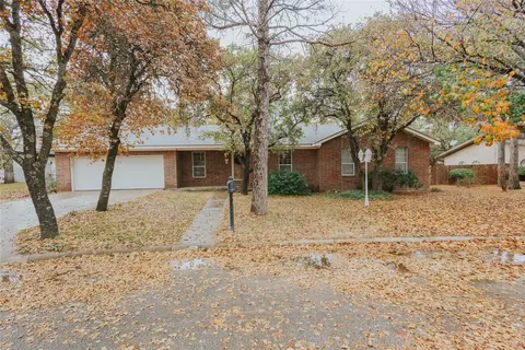 108 Golden Kinglet Ln, Cisco, TX 76437