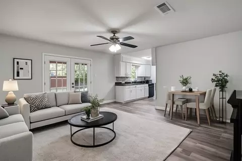 1711 Marlene Dr, Euless, TX 76040