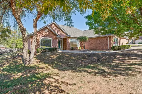 6100 N Waverly Ct, Granbury, TX 76049