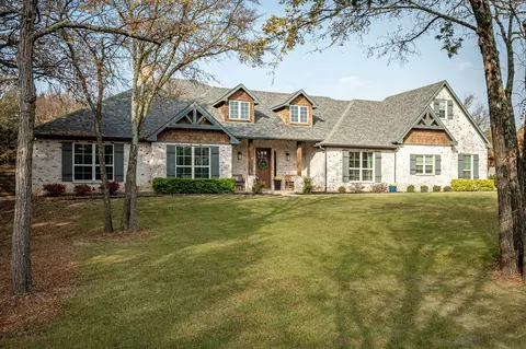 6641 Blackjack Oaks Rd, Aubrey, TX 76227