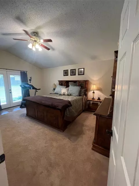 Bedroom - 805 10th St NW, Springhill, LA 71075 photo 1 of 3