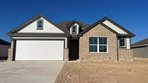 3005 Taddy Rd, Lorena, TX 76655