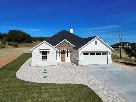 1765 Beacon Lake Dr, Bluff Dale, TX 76433