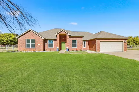 670 Cross Fence Dr, Lowry Crossing, TX 75069