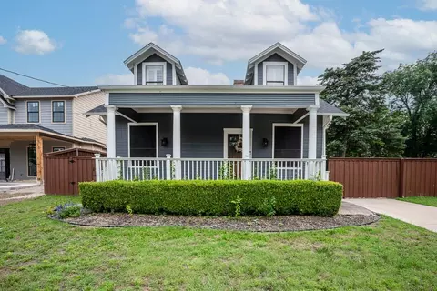 715 S Barnett Ave, Dallas, TX 75211