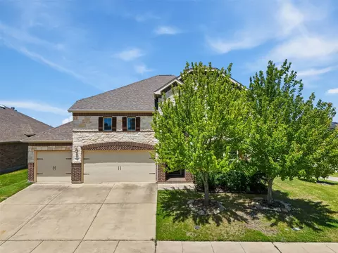 227 Chamberlain Dr, Royse City, TX 75189