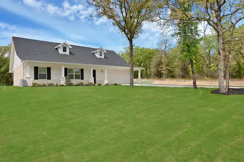 128 Sedona Creek Ct, Poolville, TX 76487