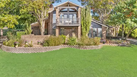 26 Lakeway Dr, Heath, TX 75032
