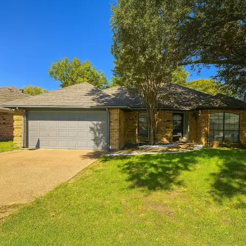 1848 Kings Canyon Cir, Fort Worth, TX 76134