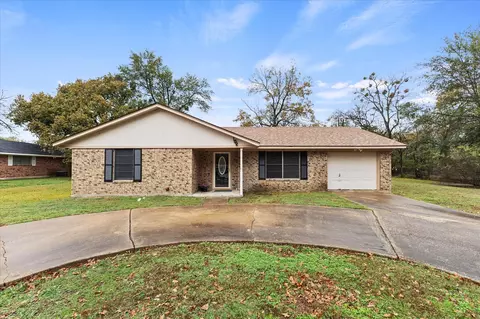 102 Norma Cir, Greenville, TX 75402