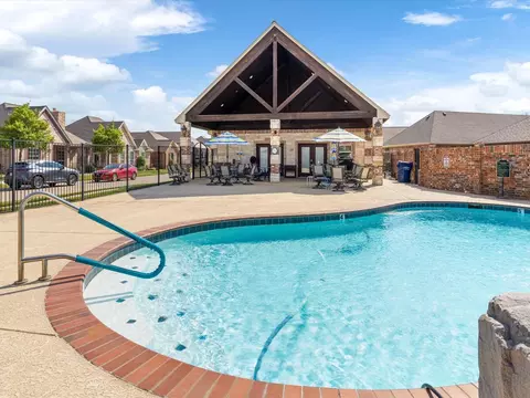 4920 Centre Ct, Granbury, TX 76049