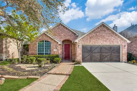 8060 Watson Rd, Lantana, TX 76226